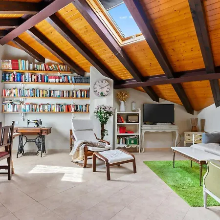 Chalet Vv Casa Emilia En