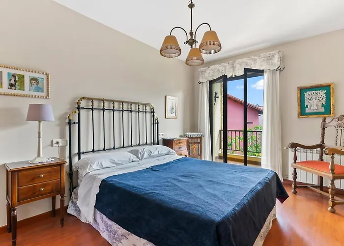 V.v Casa Emilia En * Nueva De Llanes