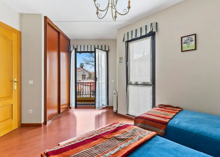 V.v Casa Emilia En Chalet Nueva De Llanes